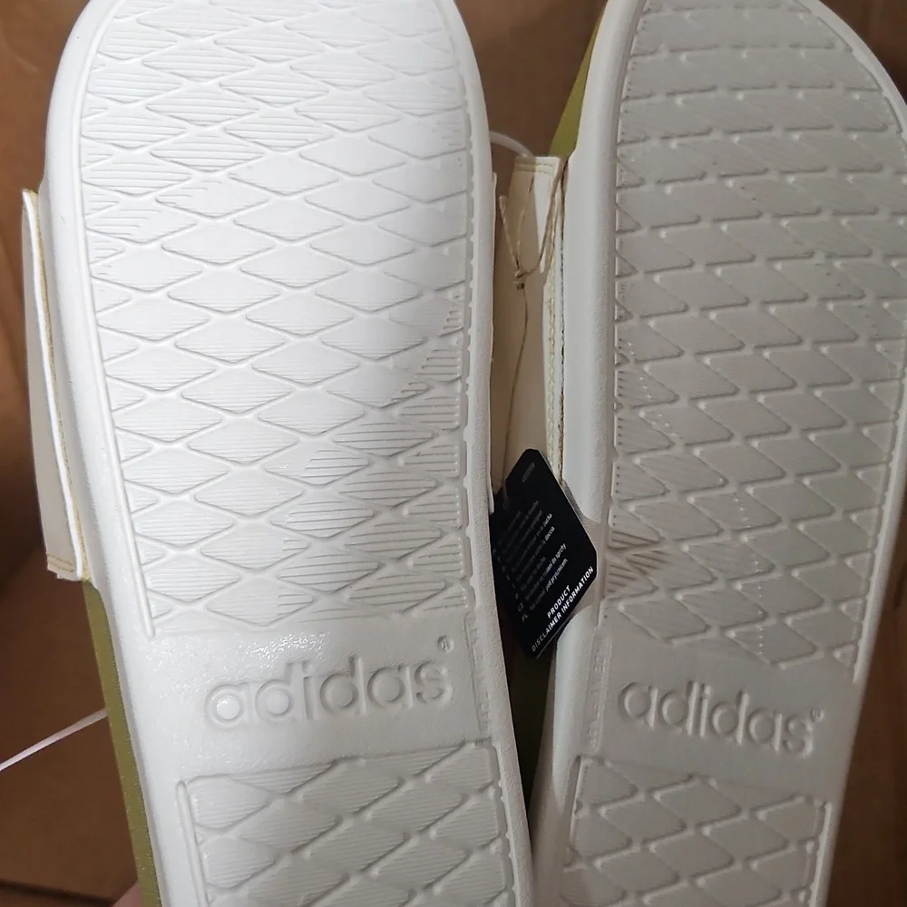 adidas men’s adilette